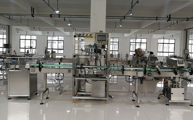 星火小型中央廚房醬料生產(chǎn)線設備展示